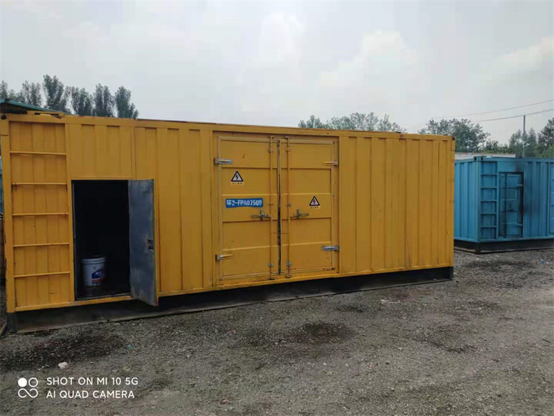 新龙200KW柴油发电机组需要配备什么型号的电缆线?